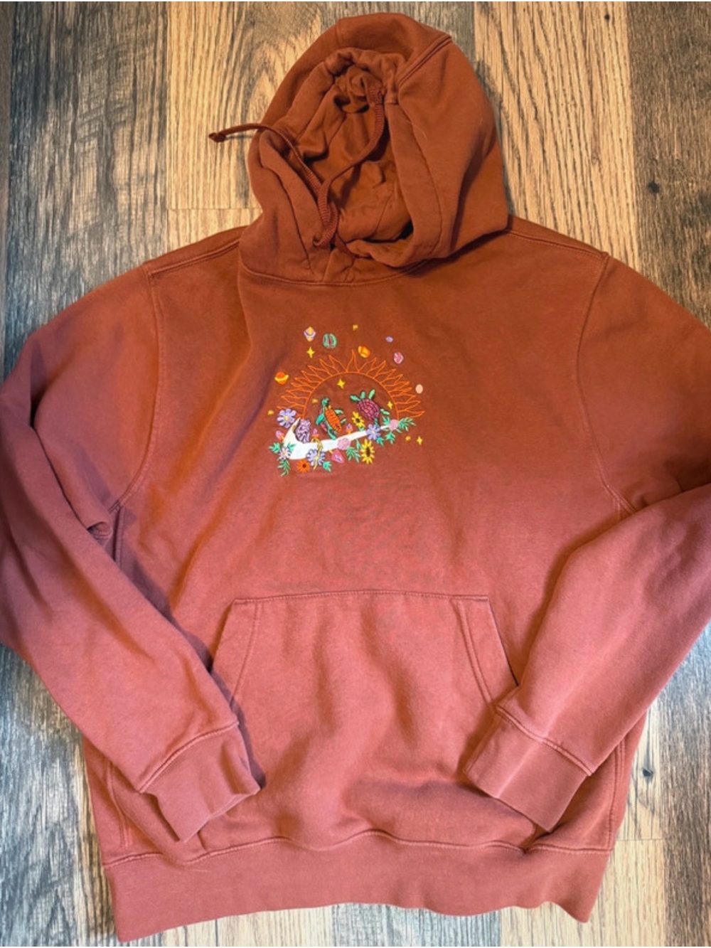 Nike Rust Orange Embroidered Pullover Hoodie- Nature, Sealife Themed- Medium